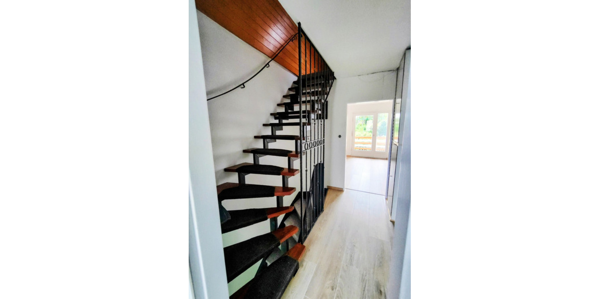 Reihenhaus Königstein im Taunus - 3 Zimmer, 213 m&sup2;, 1.750&euro; | Angebot:24748813