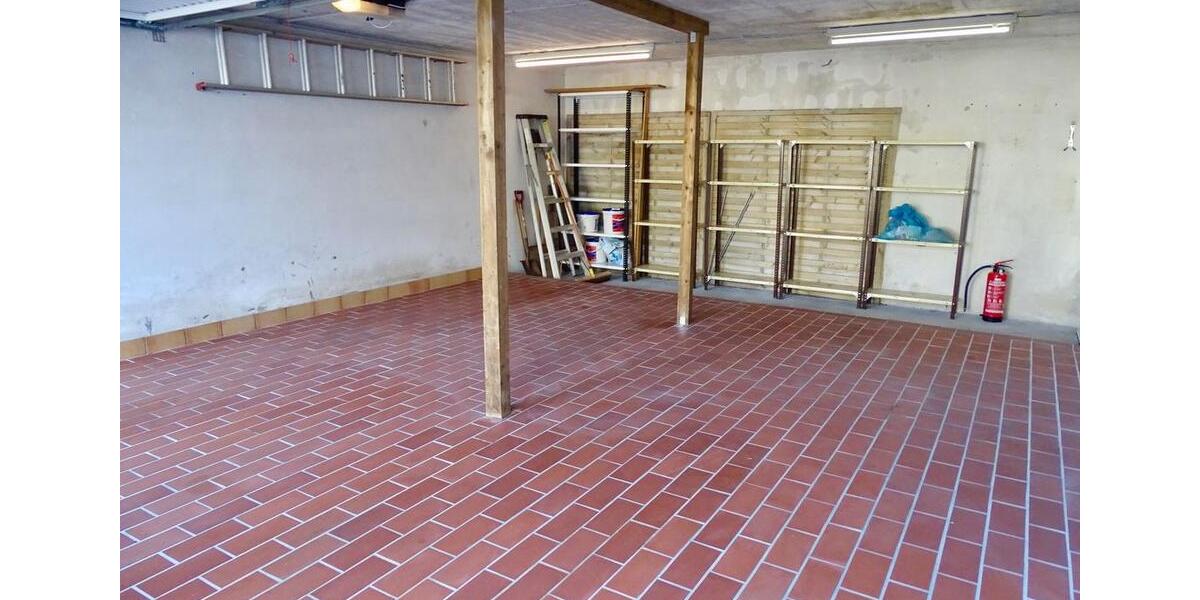 Einfamilienhaus Eppstein - 8 Zimmer, 220 m&sup2;, 2.990&euro; | Angebot:26441688