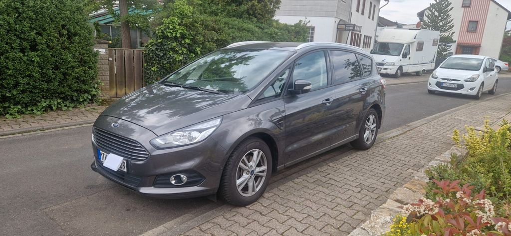 Ford S-Max 56.000 km 20.900 &euro; Hattersheim 65795