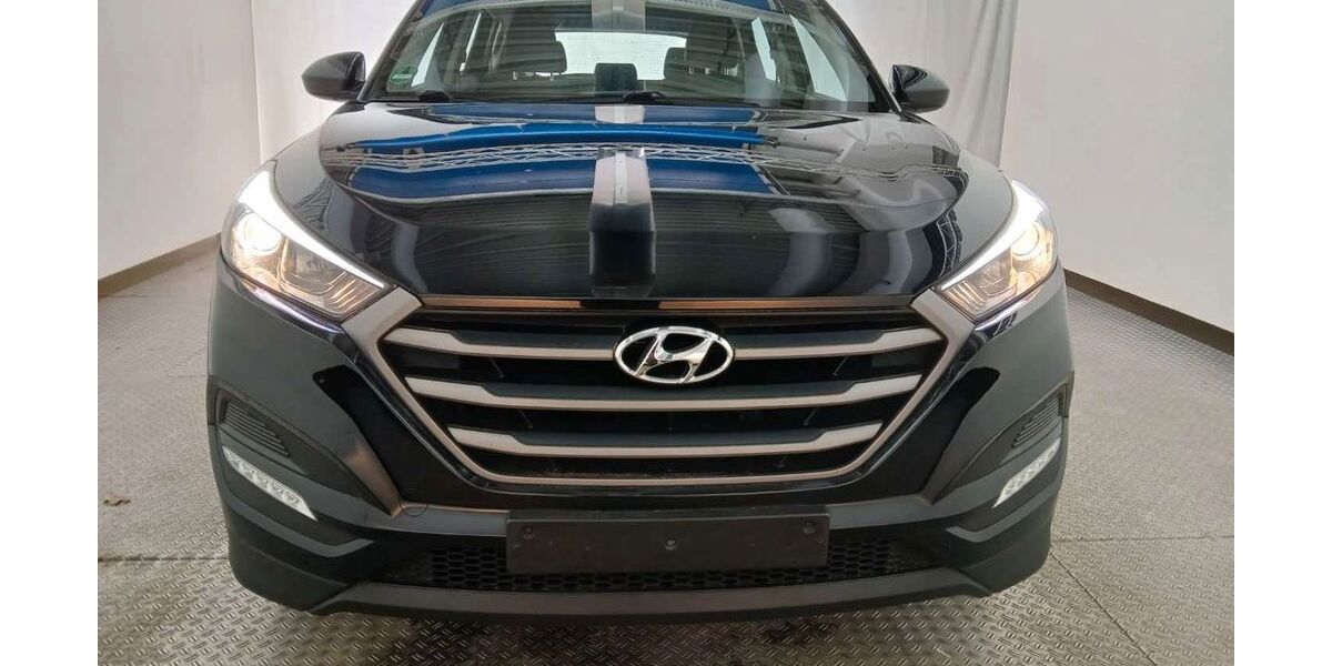 Hyundai TUCSON 96.800 km 13.999 &euro; Mainz-Kostheim 55246