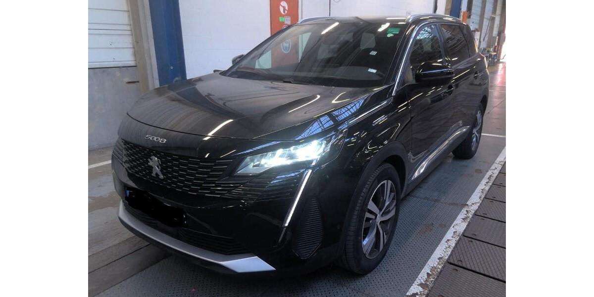 Peugeot 5008 26.544 km 20.980 € Rüsselsheim 65428