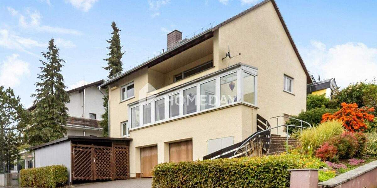 Familienidylle im Grünen - vielseitiges Zweifamilienhaus mit Ausbaureserve 6 zimmer