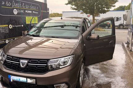 Dacia Sandero 88.000 km 6.800 &euro; Mainz 55127