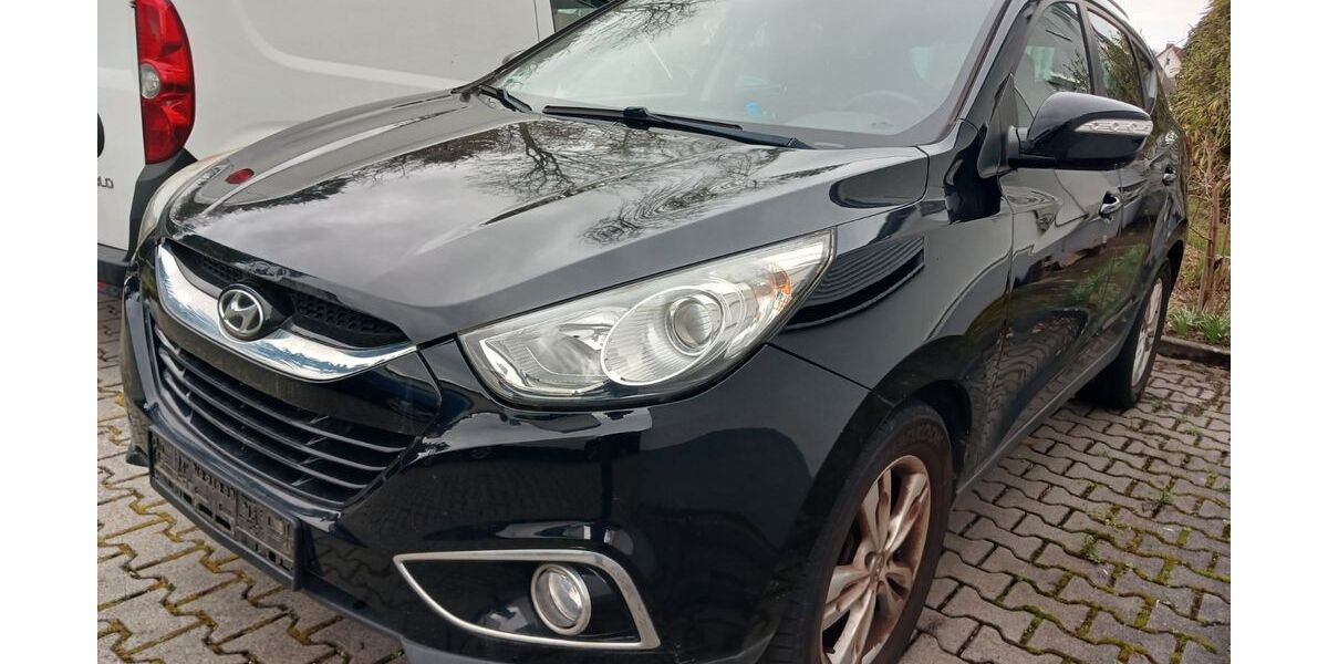 Hyundai ix35 150.200 km 5.990 &euro; Rüsselsheim 65428
