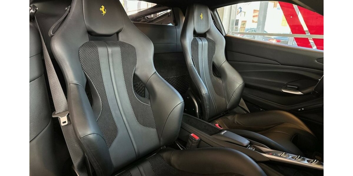 Ferrari F8 Tributo Racing|Lift|Carbon|Service neu|Garantie 15.809 km 275.999 &euro; Mainz-Kostheim 55246