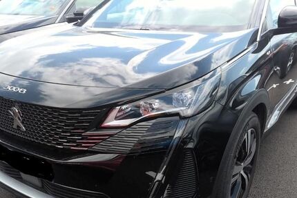 Peugeot 3008 39.743 km 24.980 &euro; Rüsselsheim 65428