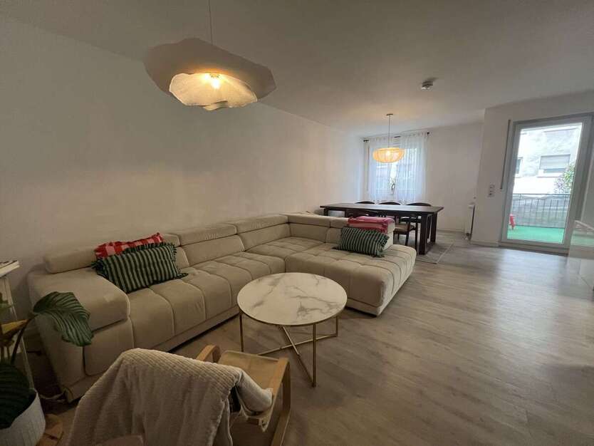 Wohnung zum Mieten in Wiesbaden 910 € 81.33 m² 3 zimmer