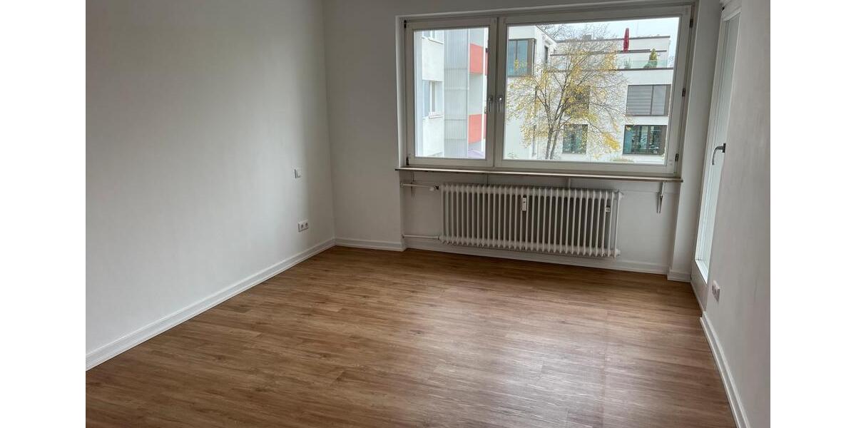 Top gelegene Wohnung in Bad Soden mit 2ZKB und TG Stellpatz 2 zimmer