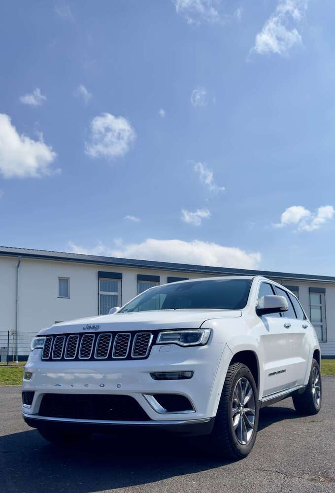 Grand Cherokee