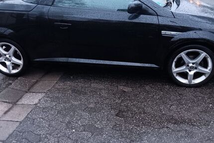 Opel Tigra 205.032 km 800 &euro; Wiesbaden 65203