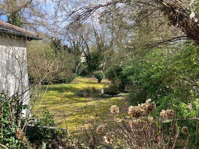 Bungalow Wiesbaden Nordost - 8 Zimmer, 192 m&sup2;, 1.255.000&euro; | Angebot:25820971