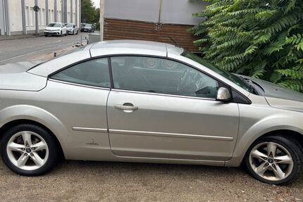 Ford Focus 208.000 km 1.200 € Oestrich-Winkel 65375