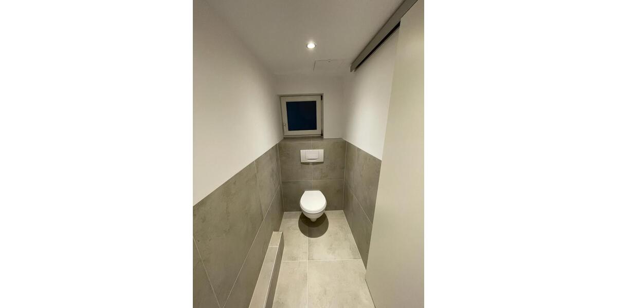 Etagenwohnung Wiesbaden Biebrich - 2 Zimmer, 59 m&sup2;, 1.150&euro; | Angebot:25367154