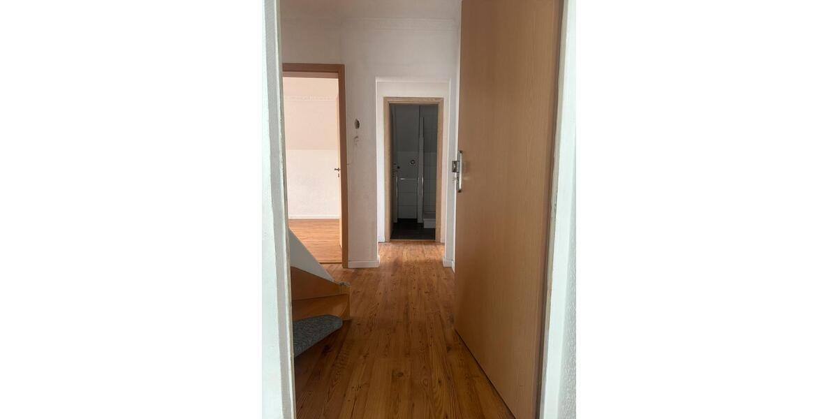 Maisonettenwohnung Büttelborn - 5 Zimmer, 93 m&sup2;, 1.300&euro; | Angebot:25905280