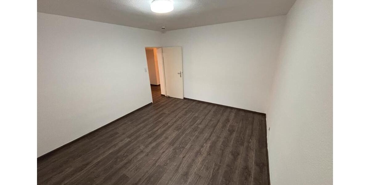 Hochparterre Hattersheim am Main - 4 Zimmer, 73 m&sup2;, 293.000&euro; | Angebot:24853073