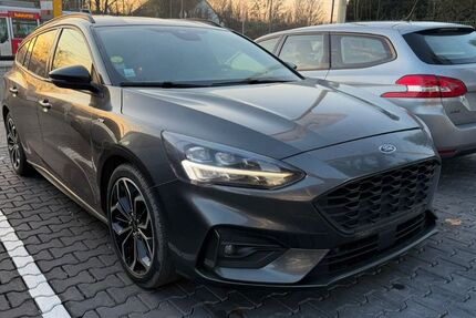 Ford Focus 99.968 km 14.490 &euro; Mainz 55128