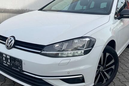 VW Golf 215.000 km 9.990 &euro; Rüsselsheim 65428