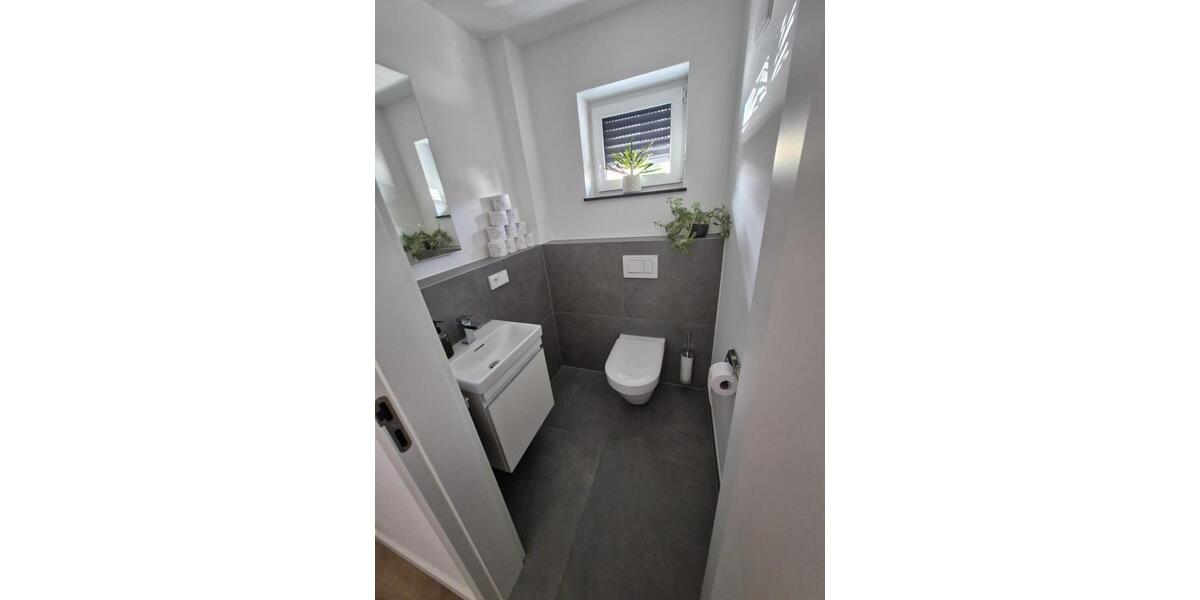 Erdgeschoßwohnung Mainz Lerchenberg - 2 Zimmer, 71 m&sup2;, 1.200&euro; | Angebot:26512628