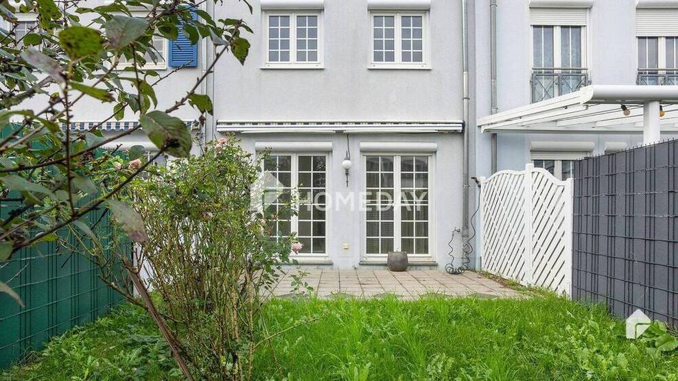 Charmantes Reihenmittelhaus mit Garten und Terrasse in ruhiger Lage von Riedberg - sofort bezugsfrei