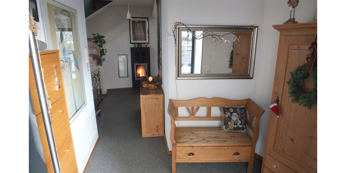 Architektenhaus in Feldrandlage mit ca. 350m² Wohnfl. und ca. 802m² Grundst.! - Einfamilienhaus Büttelborn | Angebot:26644562