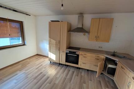 Moderne Wohnung mit Balkon 4 zimmer