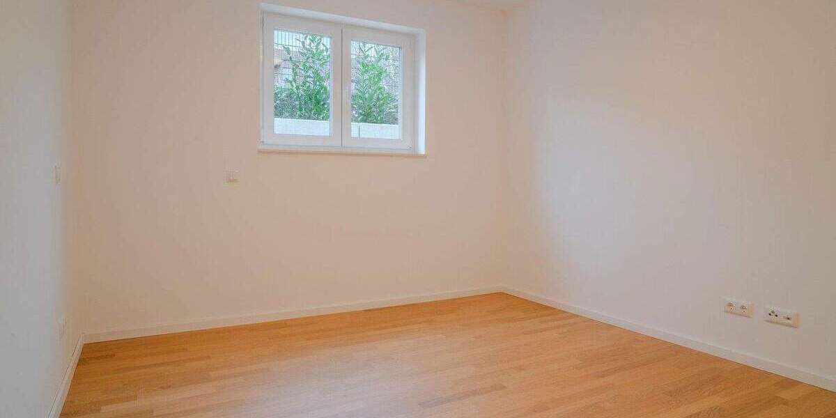 Etagenwohnung Frankfurt am Main Hausen - 3 Zimmer, 105 m&sup2;, 2.310&euro; | Angebot:24349839