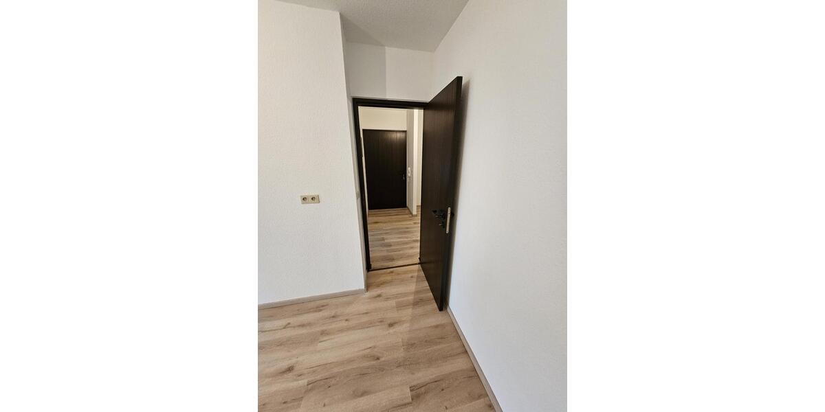Etagenwohnung Wiesbaden Nordost - 2 Zimmer, 75 m&sup2;, 1.400&euro; | Angebot:24550310