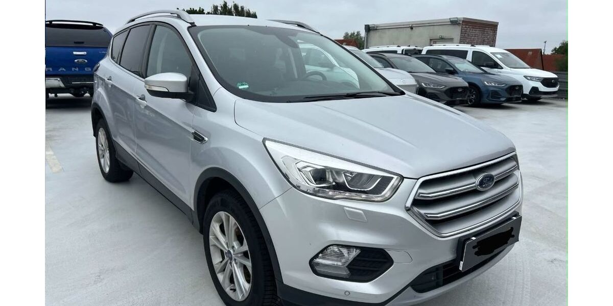 Ford Kuga 137.000 km 10.799 &euro; Taunusstein 65232
