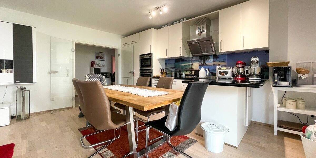 Etagenwohnung Rüsselsheim - 4 Zimmer, 97 m&sup2;, 390.000&euro; | Angebot:24028191