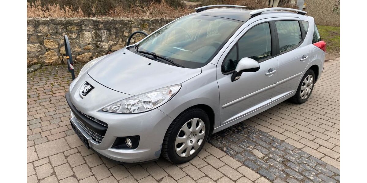 Peugeot 207 113.000 km 3.000 € Mainz 55116