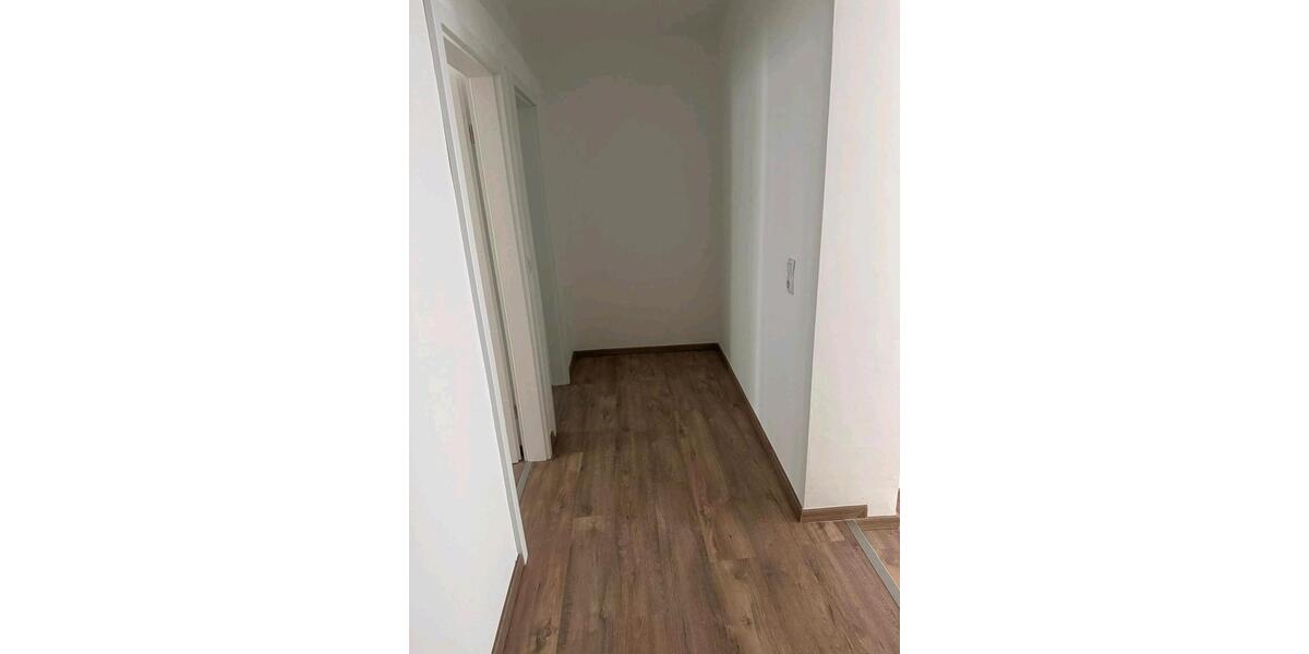 Etagenwohnung Ingelheim am Rhein - 3 Zimmer, 92 m&sup2;, 1.400&euro; | Angebot:25261112