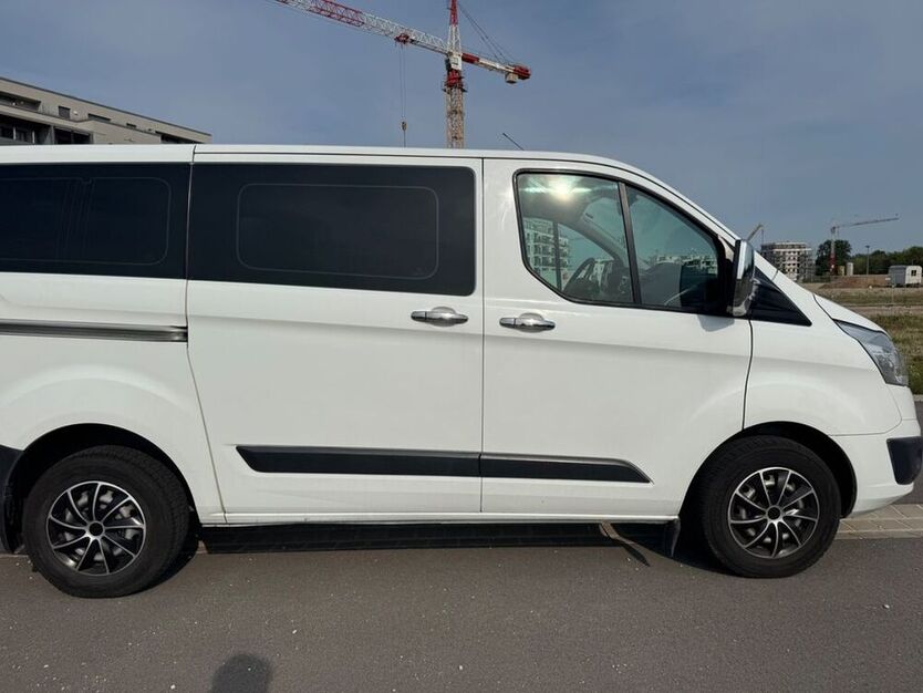 Transit Custom
