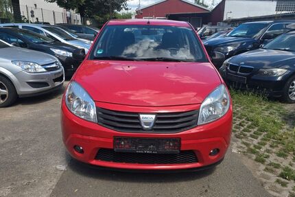 Dacia Sandero 147.000 km 1.999 &euro; Wiesbaden 65203