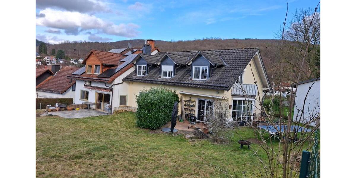 Doppelhaushälfte Waldems - 5 Zimmer, 175 m&sup2;, 1.540&euro; | Angebot:25306744