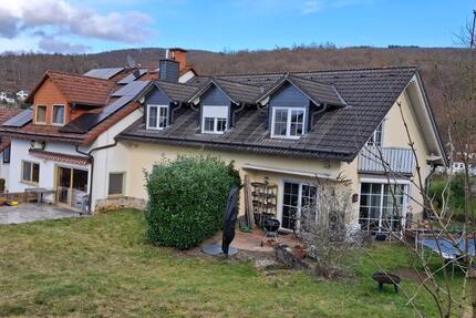 Haus Waldems - 5 Zimmer, 175 m&sup2;, 1.540&euro; | Angebot:25306744