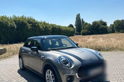 Mini Cooper 98.300 km 16.900 &euro; Hattersheim 65795