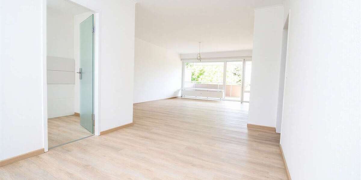 Etagenwohnung Wiesbaden Biebrich - 3 Zimmer, 91 m&sup2;, 315.000&euro; | Angebot:24954427