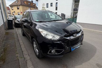 Hyundai ix35 126.000 km 7.495 &euro; Mainz-Kostheim 55246