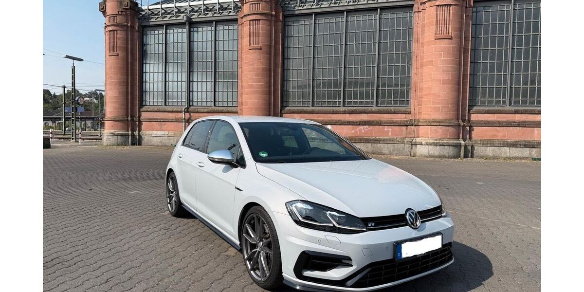 VW Golf 85.000 km 25.999 &euro; Bad Camberg 65520