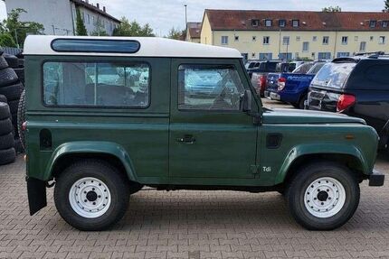 Land Rover Defender 80.000 km 31.900 &euro; Mainz-Kostheim 55246