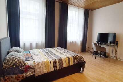 Zimmer Wiesbaden Mitte - 3 Zimmer, 675&euro; | Angebot:27164157