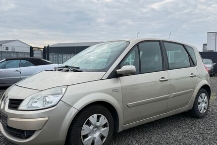 Renault Scenic 205.689 km 880 &euro; Budenheim 55257