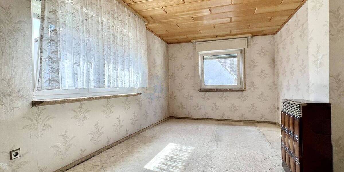 Einfamilienhaus Wiesbaden Erbenheim - 7 Zimmer, 158 m&sup2;, 627.000&euro; | Angebot:26361277