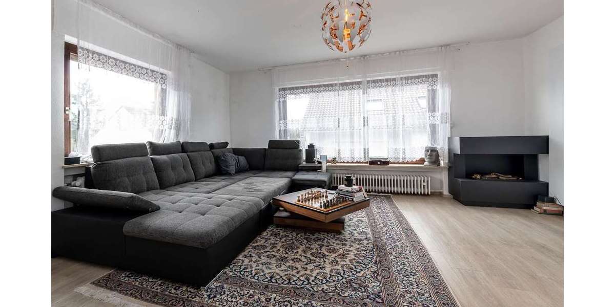 Etagenwohnung Hofheim am Taunus - 3 Zimmer, 96 m&sup2;, 349.000&euro; | Angebot:26566373