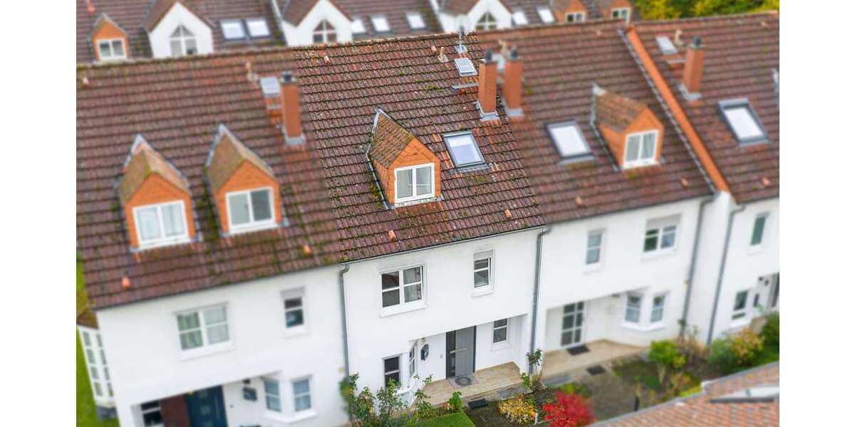 Haus zum Kaufen in Wiesbaden 639.000 € 143 m² - Einfamilienhaus Wiesbaden Dotzheim | Angebot:26177201