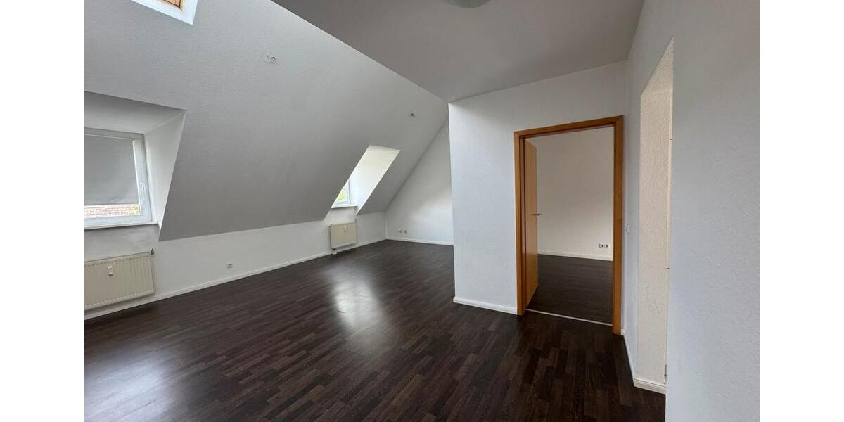 Dachgeschoßwohnung Wiesbaden Mainz-Kastel - 2 Zimmer, 54 m&sup2;, 249.000&euro; | Angebot:27295735