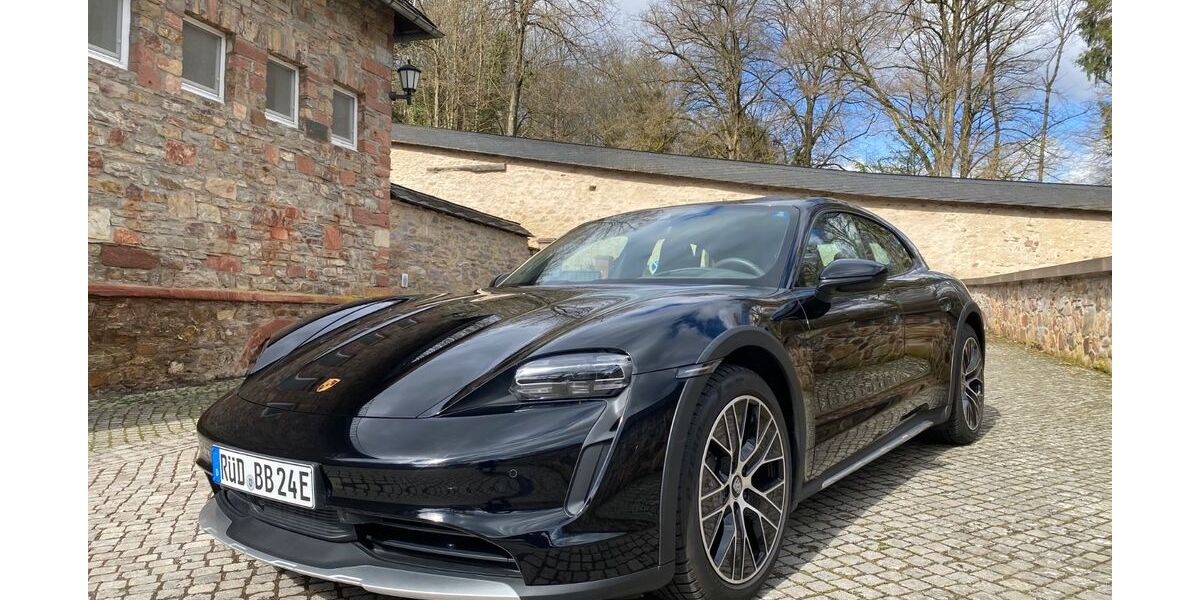 Porsche Taycan 39.500 km 60.900 &euro; Rüdesheim am Rhein 65385