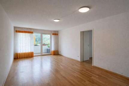 Wohnung Wiesbaden Bierstadt - 2 Zimmer, 64 m&sup2;, 185.000&euro; | Angebot:26527147