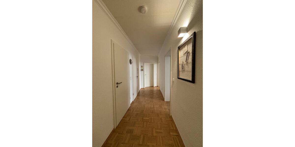 Erdgeschoßwohnung Wiesbaden - 3 Zimmer, 80 m&sup2;, 1.750&euro; | Angebot:26322076