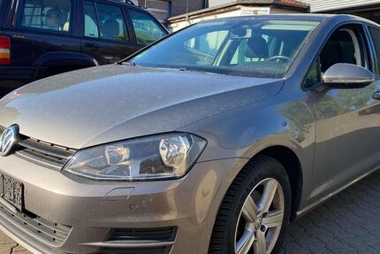 VW Golf 110.000 km 11.599 € Eppstein 65817